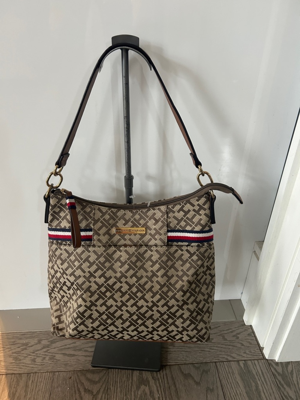 Tommy Hilfiger Brown Monogram Canvas Shoulder Bag with Navy & Red Trim